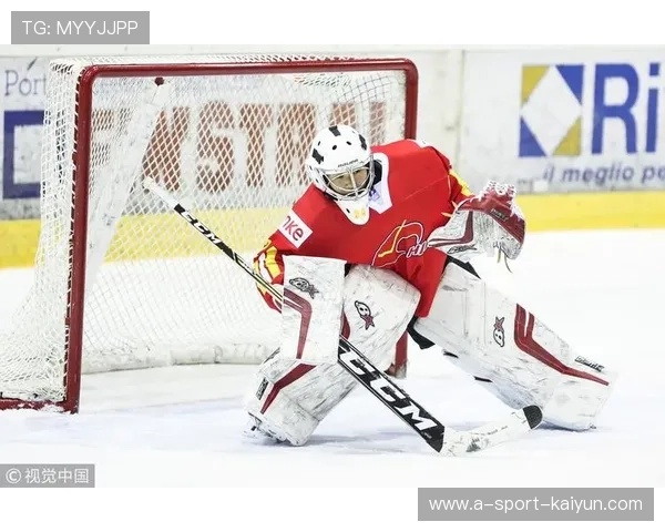 中国女冰精彩表现，逆转韩国取得亚洲冰球赛开门红，中国女子冰球世锦赛